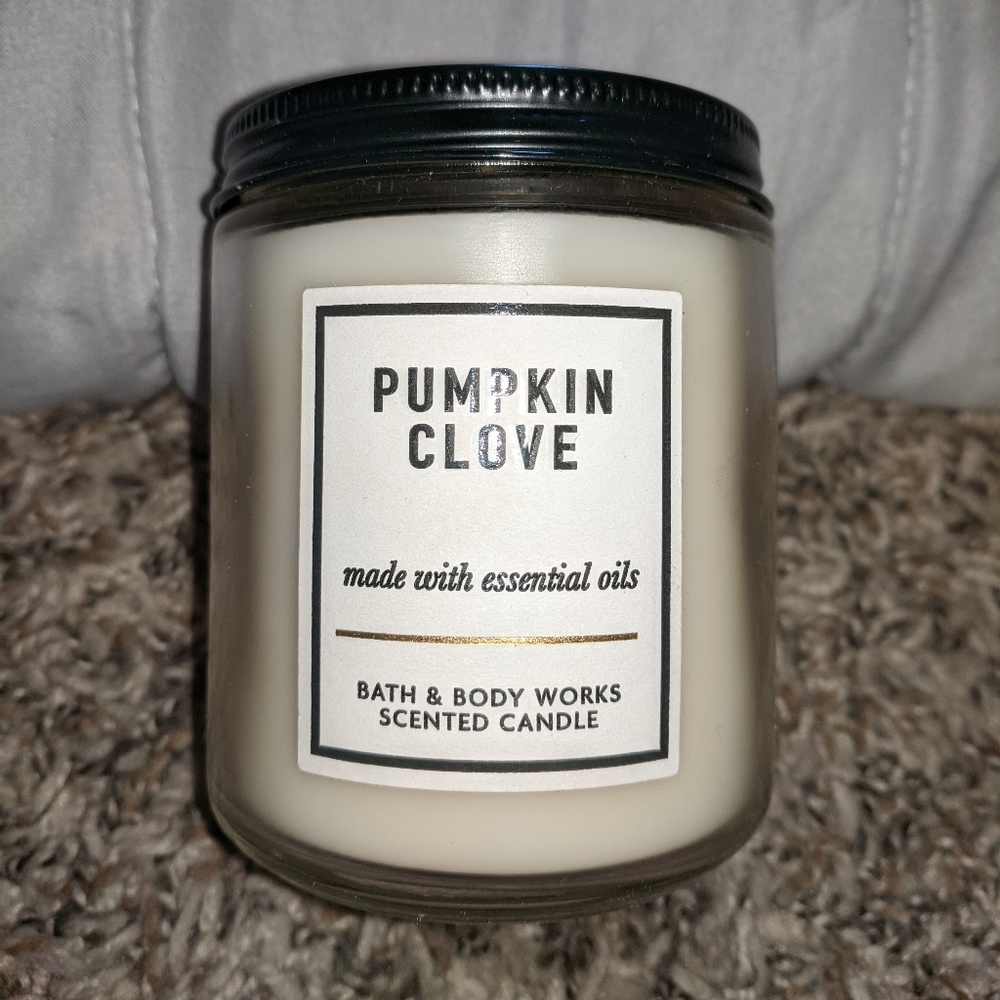 NEW! RARE & DISCONTINUED! Bath & Body Works Candle